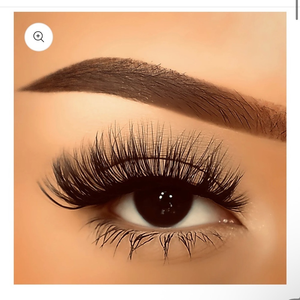 Daizykat Lily 4D Luxury Synthetic Easy To Apply Hand Made Lashes Black